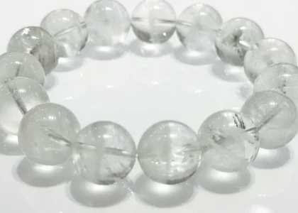 【靈性導師】白幽靈：淨化磁場、開智慧嘅「天使之石」！