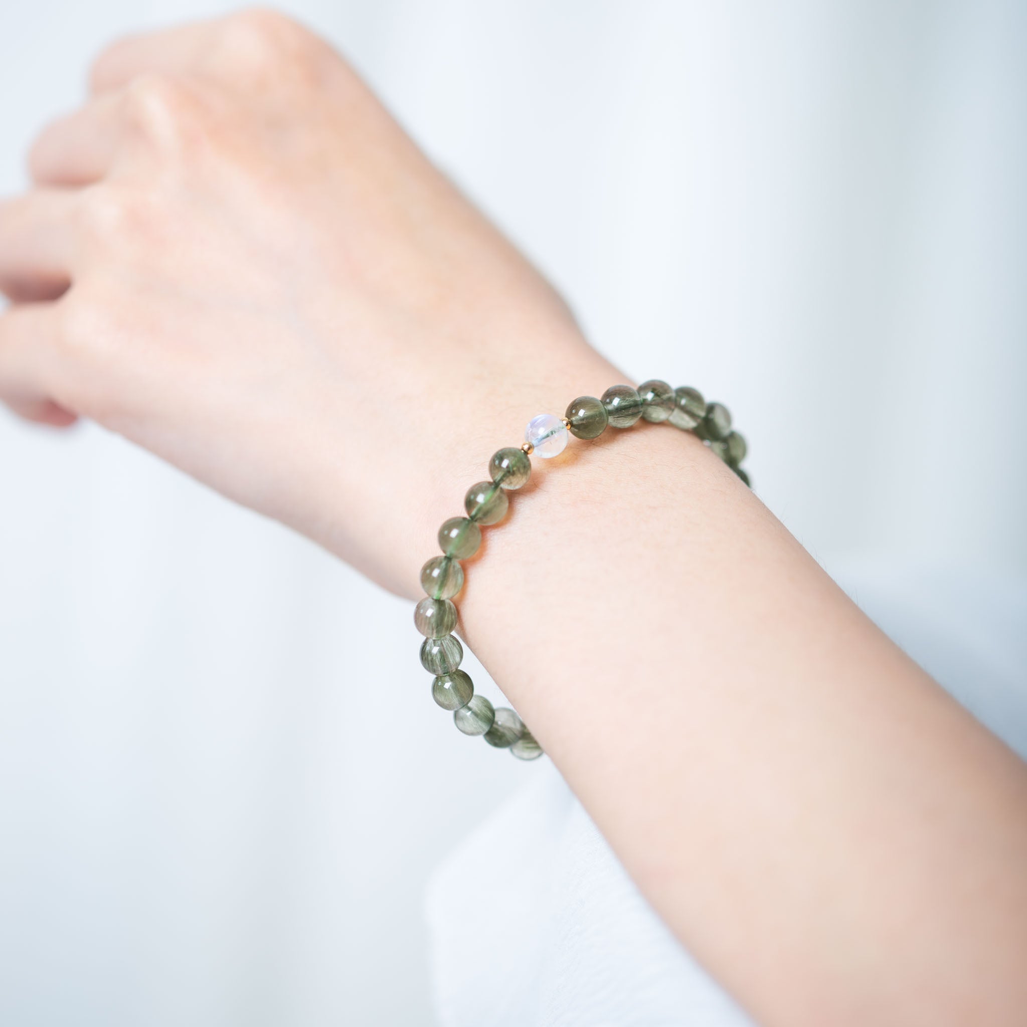 綠髮晶手腕佩戴