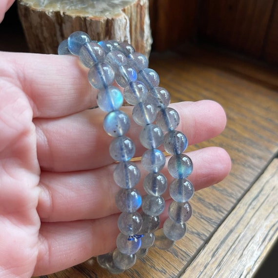 拉長石手鍊佩戴效果