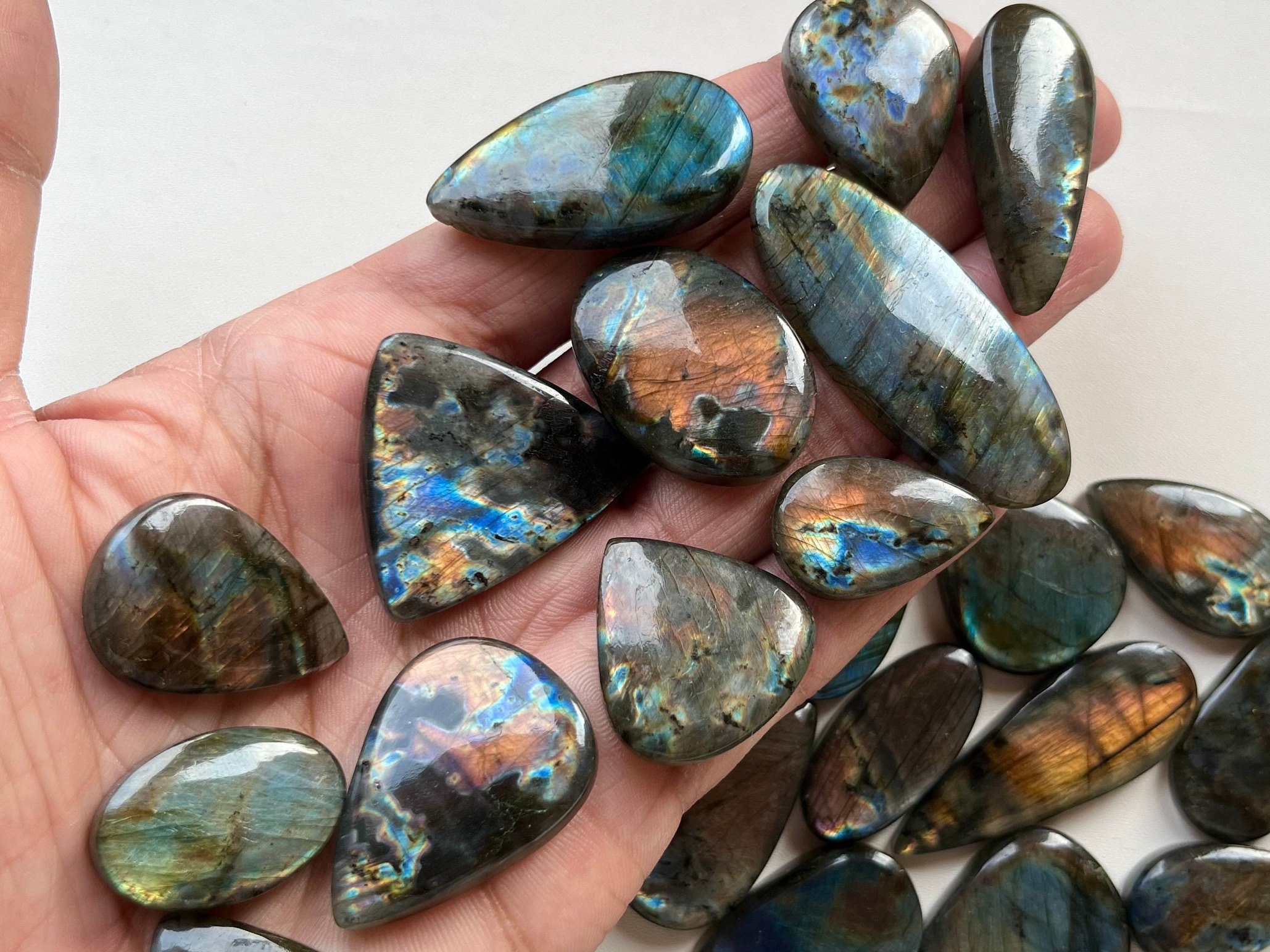 芬蘭光譜石 Spectrolite