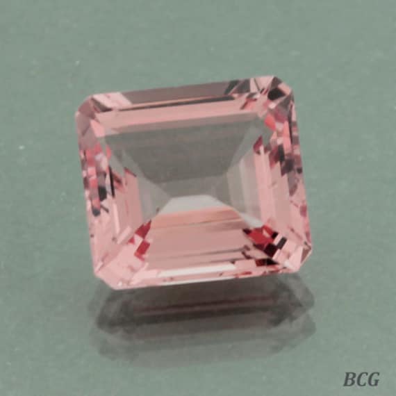 摩根石原石細節