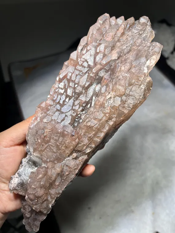 骨幹水晶原石