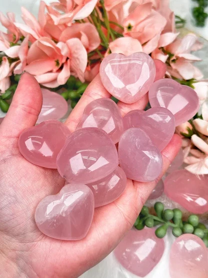 情侶水晶細節近照 - 粉晶、紅紋石、紫水晶等愛情水晶特寫